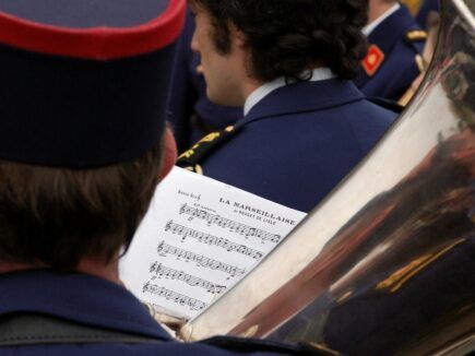 coup de sang : de nouvelles paroles pour la Marseillaise ?