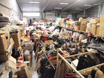 Le bric-à-brac d&rsquo;Emmaüs,                                                      une action humanitaire qui profite à tous