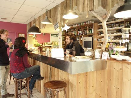Le Café-Épicerie des Huches