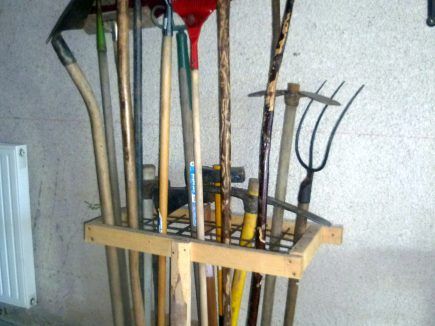 Un rangement pour outils de jardin FICHE PRATIQUE