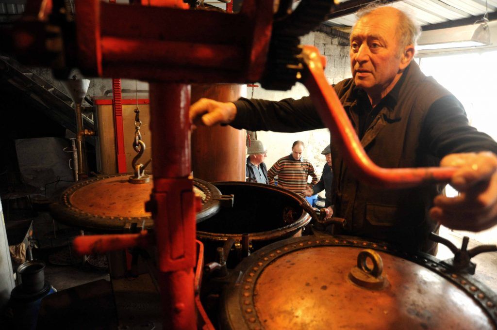 photos bouilleur de cru en haute loire