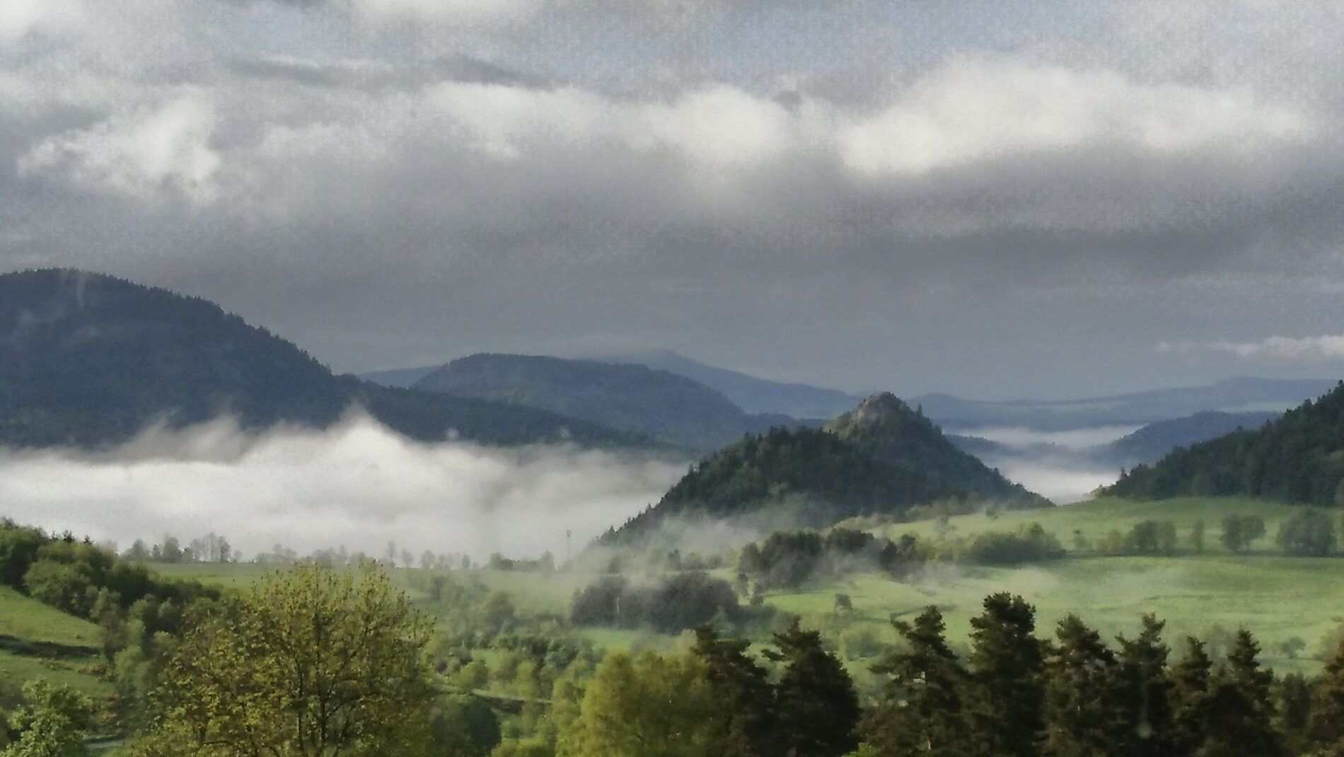 brumes sur Queyrieres automne