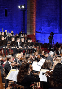LE FESTIVAL EN SAISON