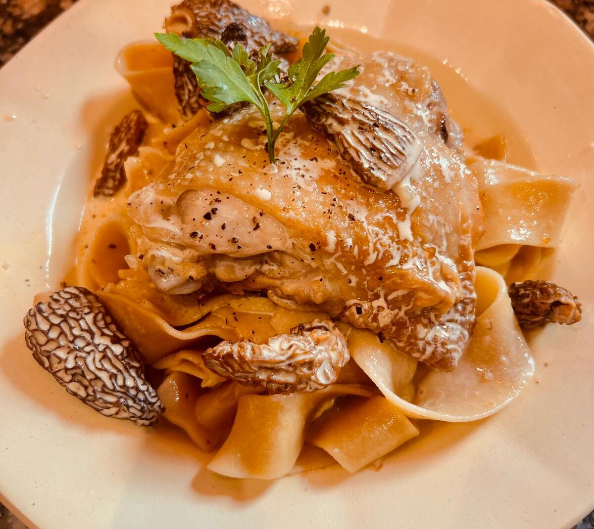 recettes de saison : Volaille fermière aux morilles
